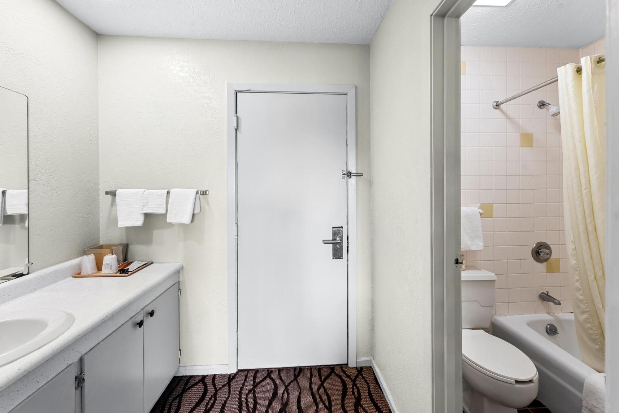 Americas Best Value Inn Marion Exterior photo